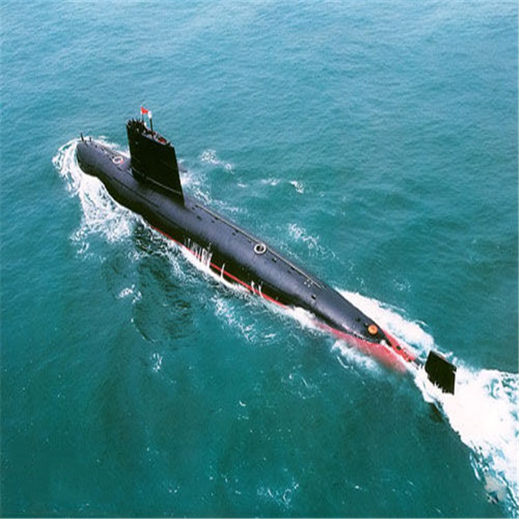麦盖提中国核潜艇充气模型